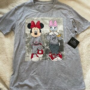 Disney Minnie Mouse Daisy Duck Gray City Tee Women's Small NWT